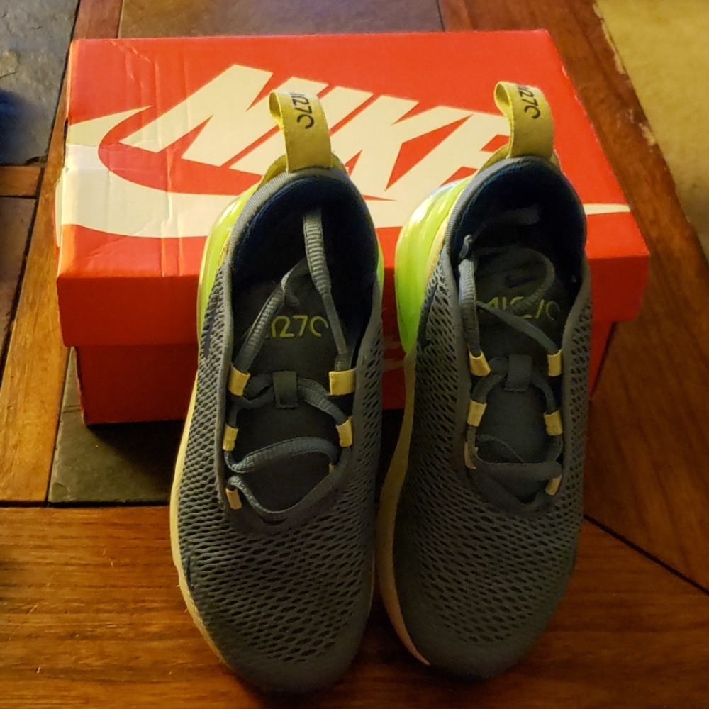Little boys Nike Air Max 270(box included)